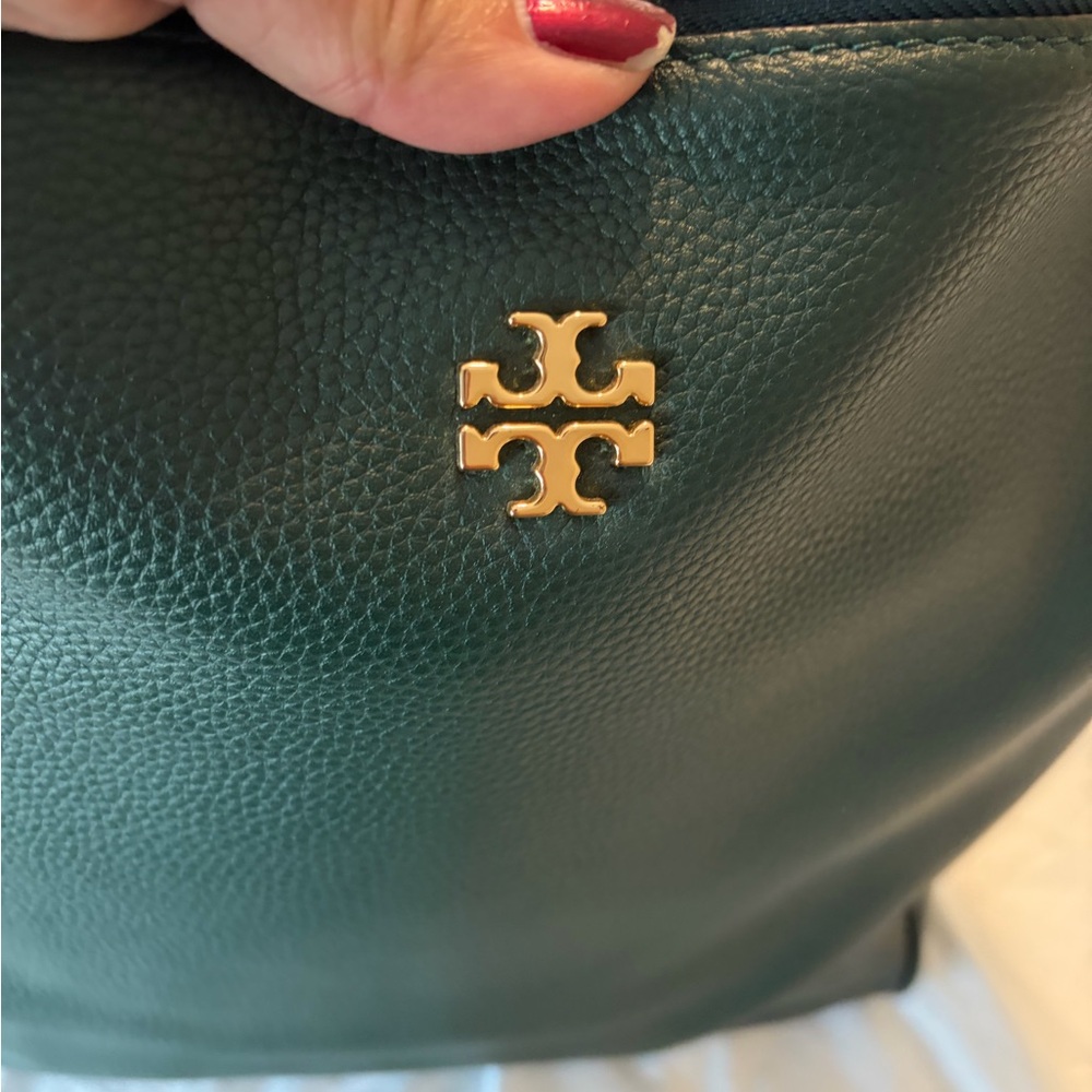 EUC Tory Burch Green Leather Shoulder Bag - Picture 3 of 13